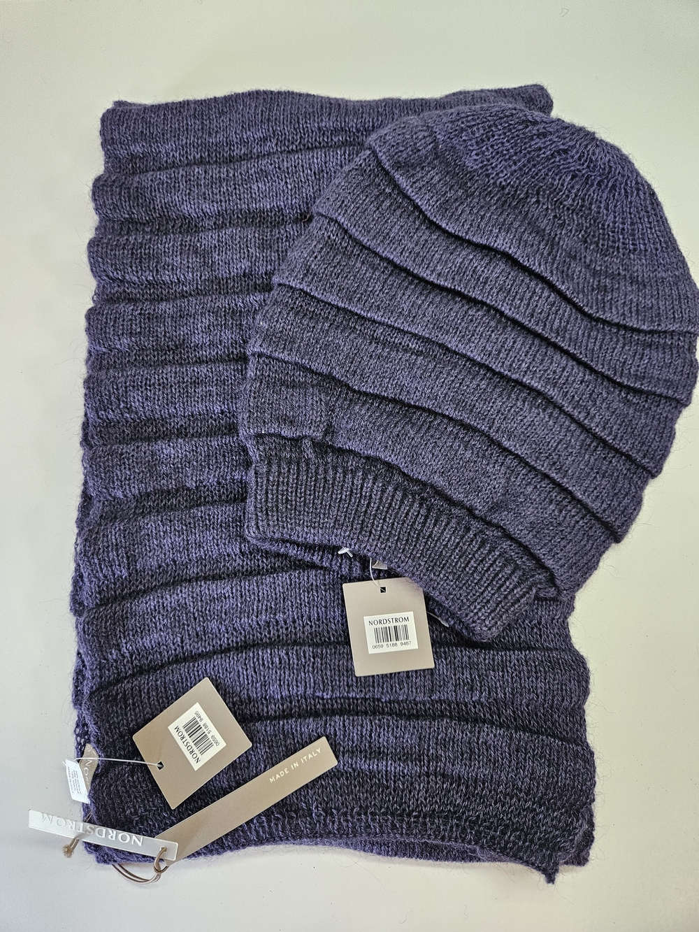 NEW Nordstrom Made in Italy Purple Ribbed Rectangle Scarf and Beanie Hat Set